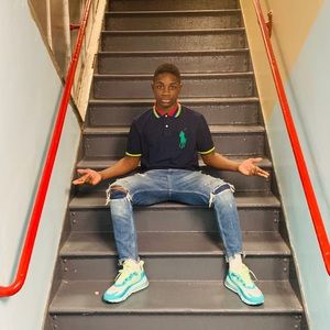 Meet your Posher, Giovanni